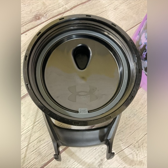 Under Armour Purple Python 64 oz. Water Bottle. NWT! - Picture 7 of 12